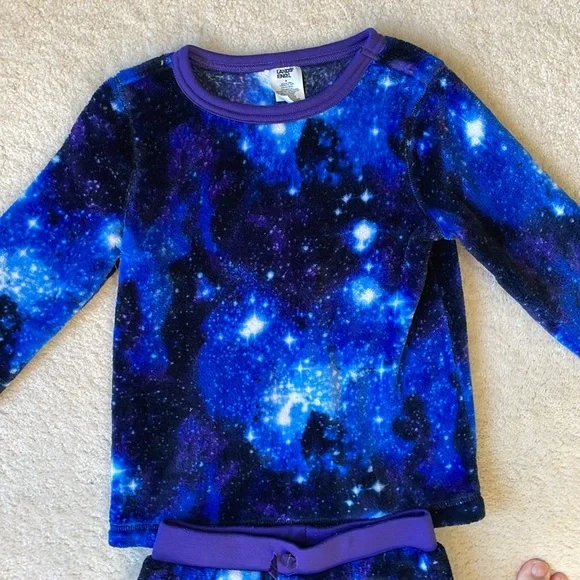 LANDS END UEC Size 8 Blue Space Galaxy Fuzzy Cozy Warm Pajama Set Unisex Star 💫 - Picture 3 of 13